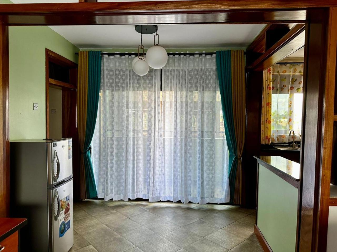 Elena & Kimberly Apartment Gulu ภายนอก รูปภาพ